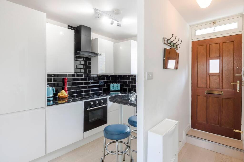 The Clarence, Central London Apartment W/ Wifi Londres Exterior foto